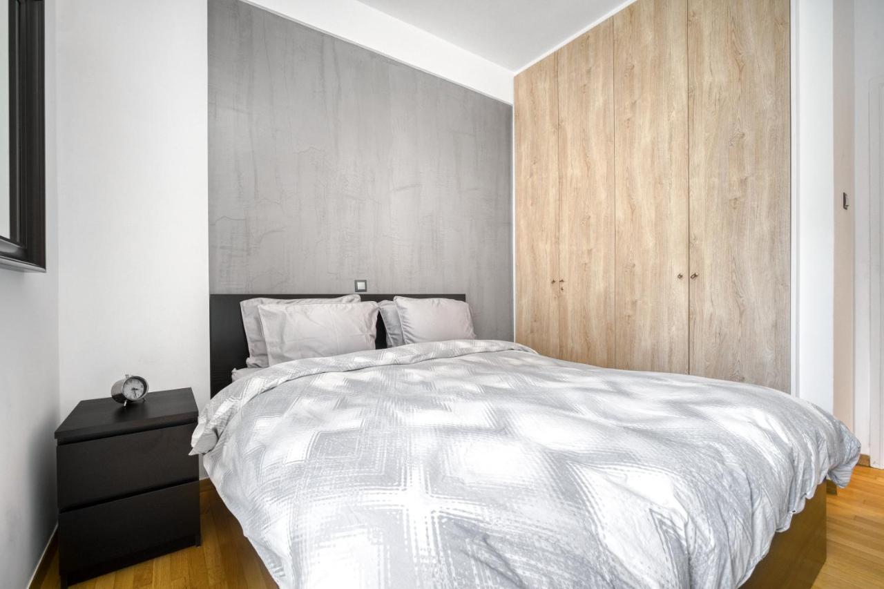 Delightful Stylish Two Bedroom Condo In Hip Area Of Central Athena Bagian luar foto