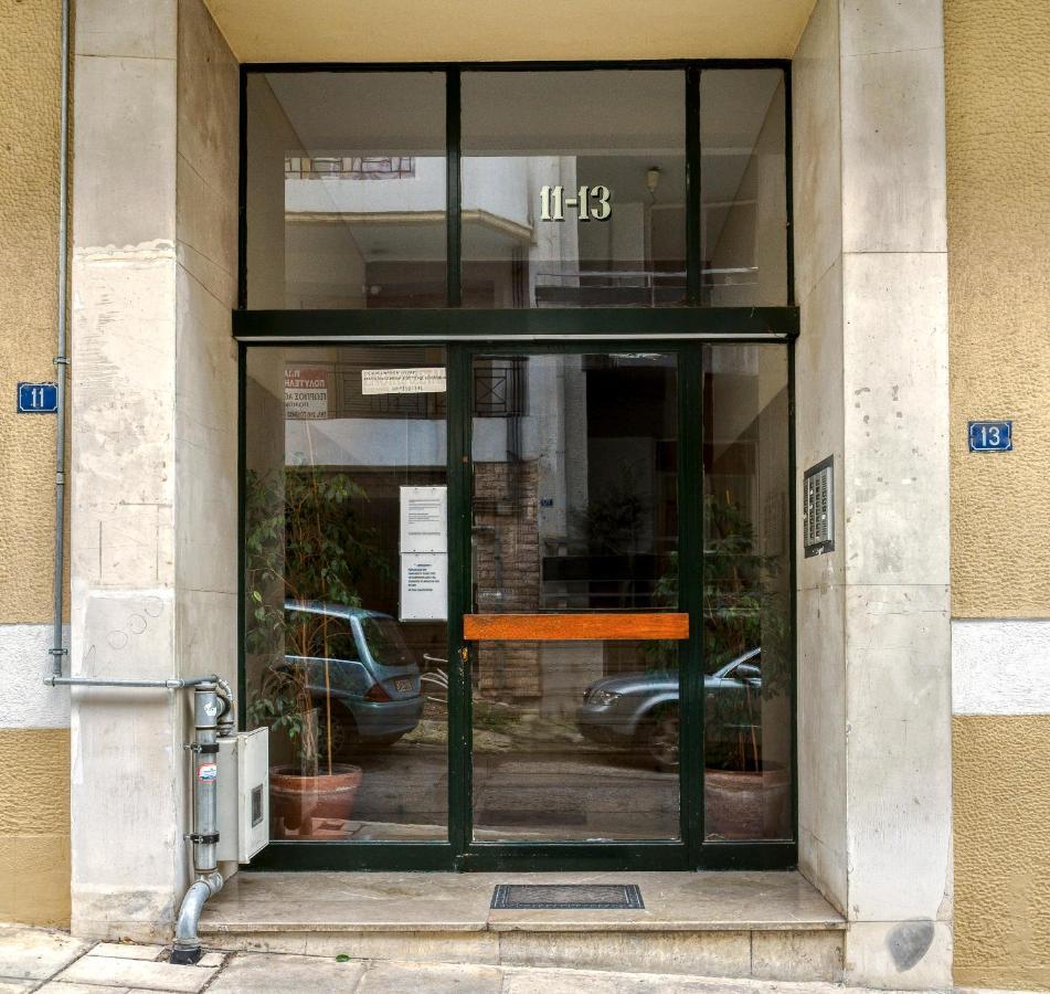 Delightful Stylish Two Bedroom Condo In Hip Area Of Central Athena Bagian luar foto